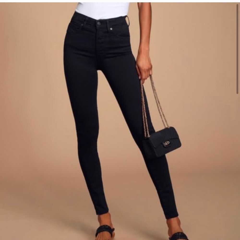 NWT Levi’s Mile High Super skinny black jeans